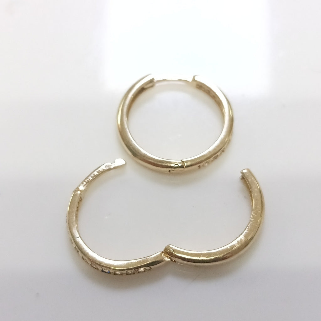 ARETES HUGGIES C CIRCONIA 14K 1.7 GR (NUEVO)