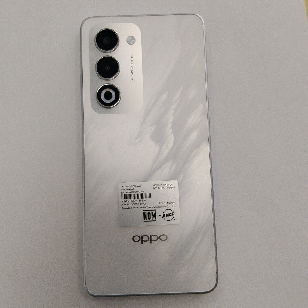 CELULAR OPPO A5 CPH2727 (2025) 256 GB 4 GB RAM (SEMINUEVO)