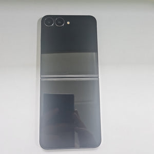 CELULAR SAMSUNG GALAXY Z FLIP7 FE SM-F761B (2025) 128 GB 8 GB RAM (SEMINUEVO)