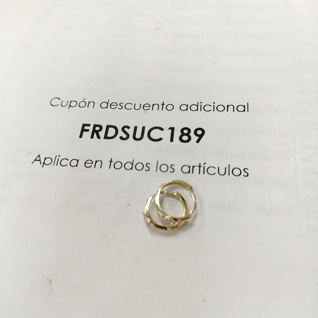 ARETES ARRACADAS FIG ESTRELLA CIRCONIAS 10K 1.7 GR (NUEVO)