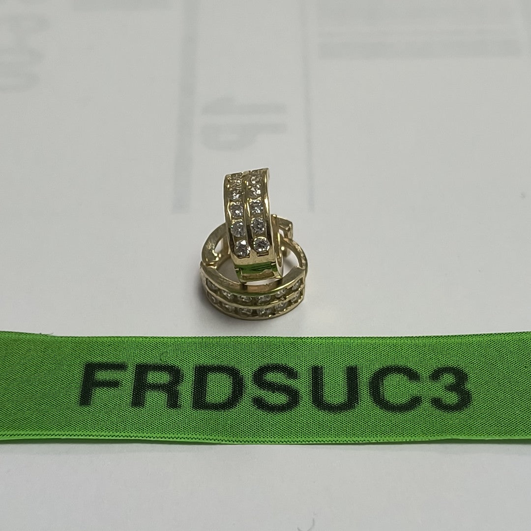 ARETES HUGGIES C CIRCONIAS 14K 1.7 GR (NUEVO)