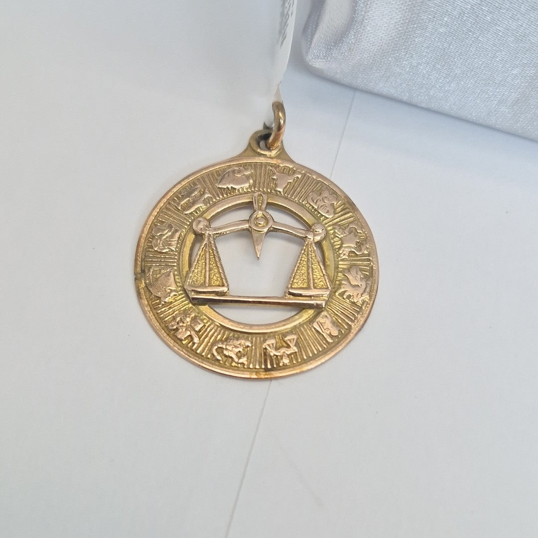 DIJE ORO 8 K 6.1 GRMS (SEMINUEVO)