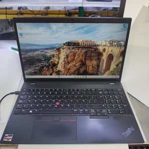 LAPTOP LENOVO THINKPAD L15 GEN 4 (2024) 512 GB SSD 32 GB RAM (SEMINUEVO)