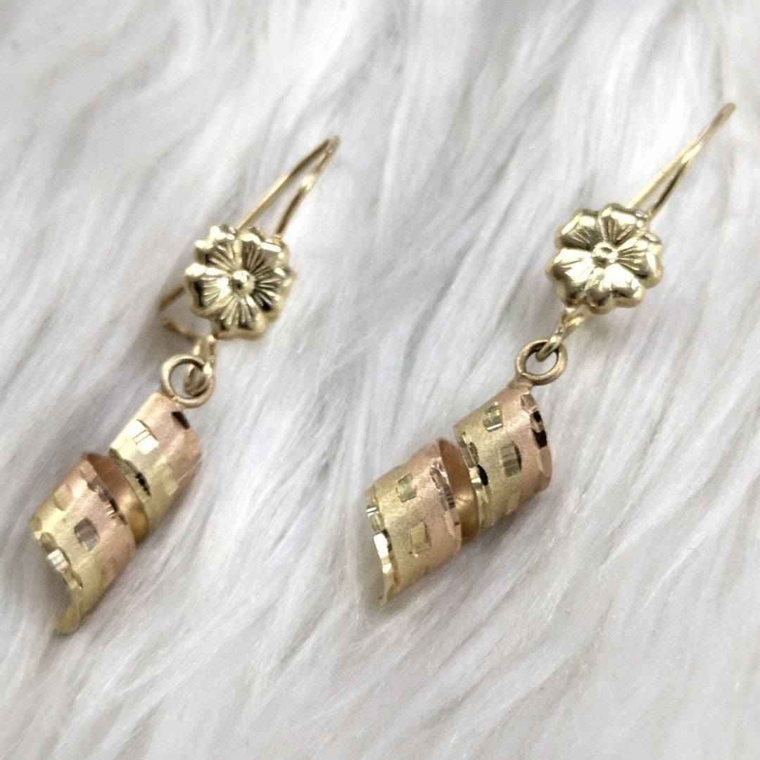 ARETES PAR ORO 14 K 3 GRMS (SEMINUEVO)