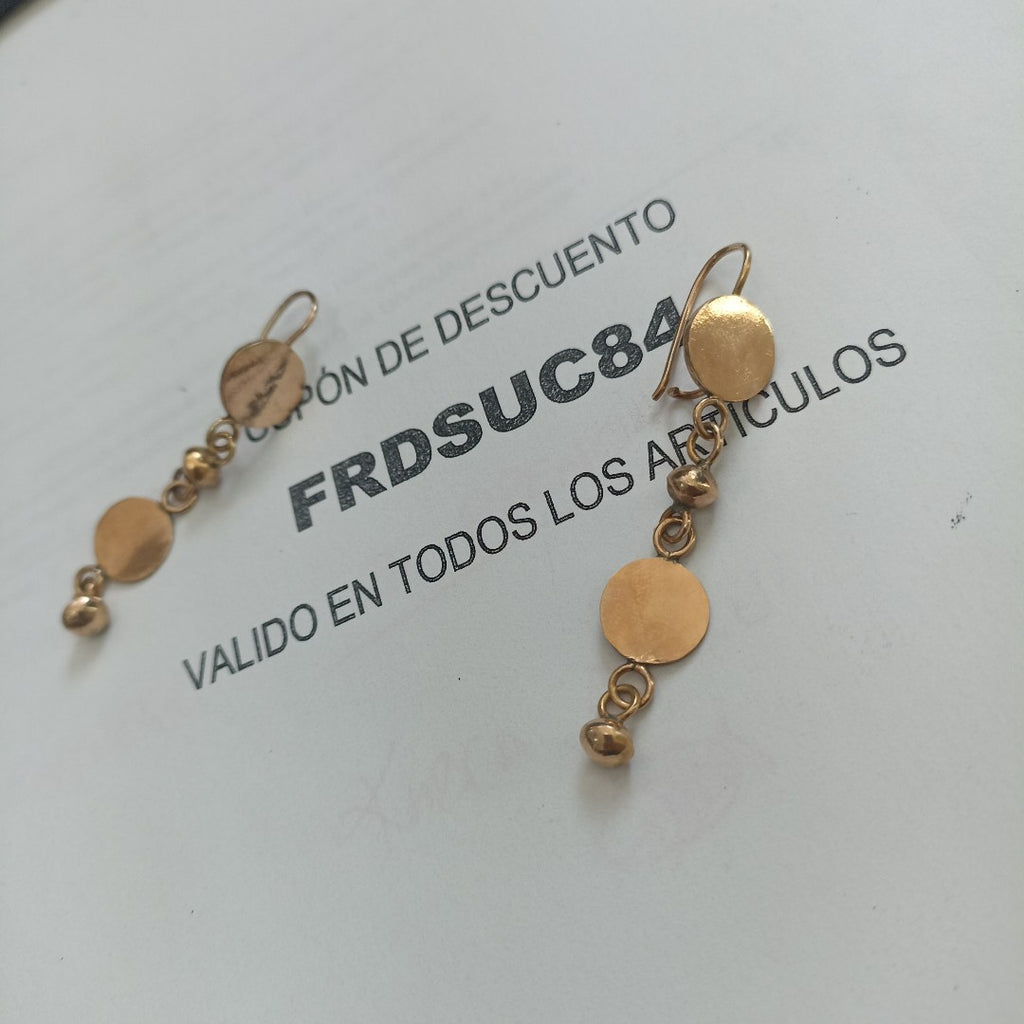 K1 4.7 GRMS 8 K IDENTIFICACIÓN ARETES PAR MATERIALES ORO CANTIDAD DE (SEMINUEVO)