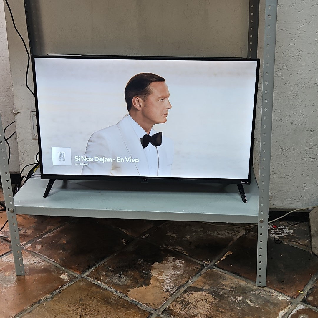 PANTALLA TCL 32S210R-MX (2023) 32" LED HD (SEMINUEVO)