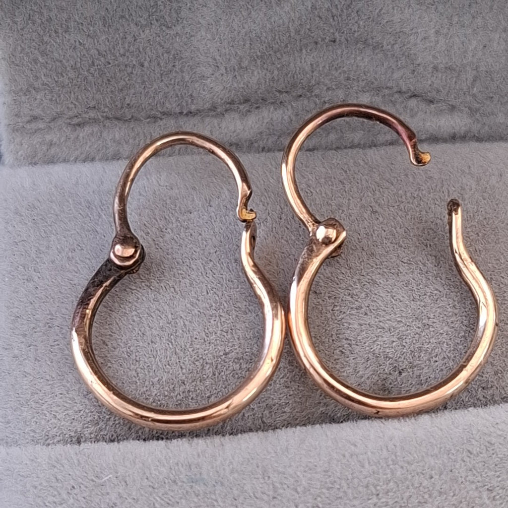 ARRACADAS PAR ORO 8 K 1 GRMS (SEMINUEVO)