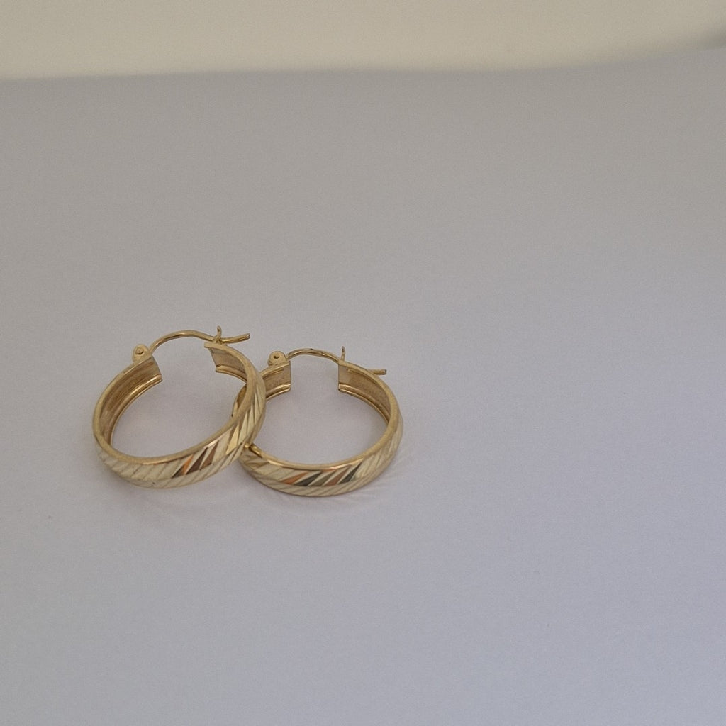 ARETES ARRACADAS LABRADAS 10K 2.2 GR (NUEVO)