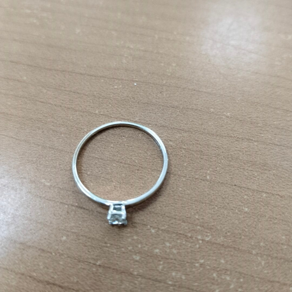 SOLITARIO ORO, ORO BLANCO 14 K 0.9 GRMS (SEMINUEVO)