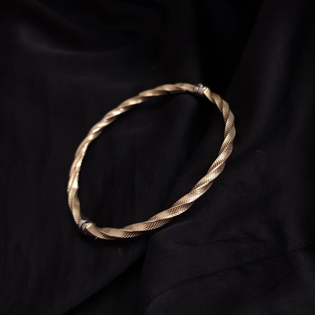 PULSERA RIGIDA ORO 14 K 4.5 GRMS (SEMINUEVO)