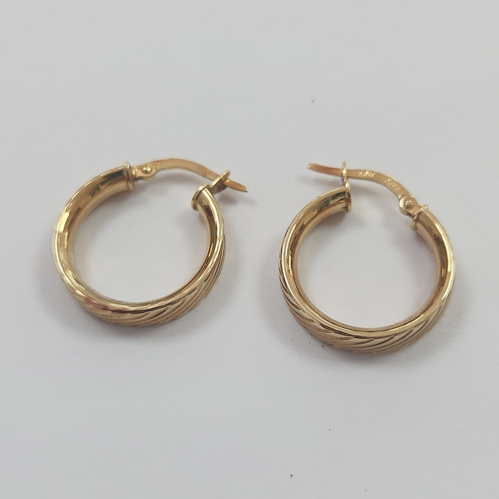 ARETES PAR ORO 14 K 1.9 GRMS (SEMINUEVO)