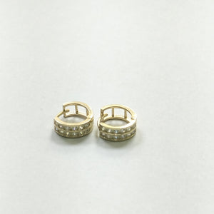 ARETES HUGGIES C CIRCONIAS 14K 1.7 GR (NUEVO)