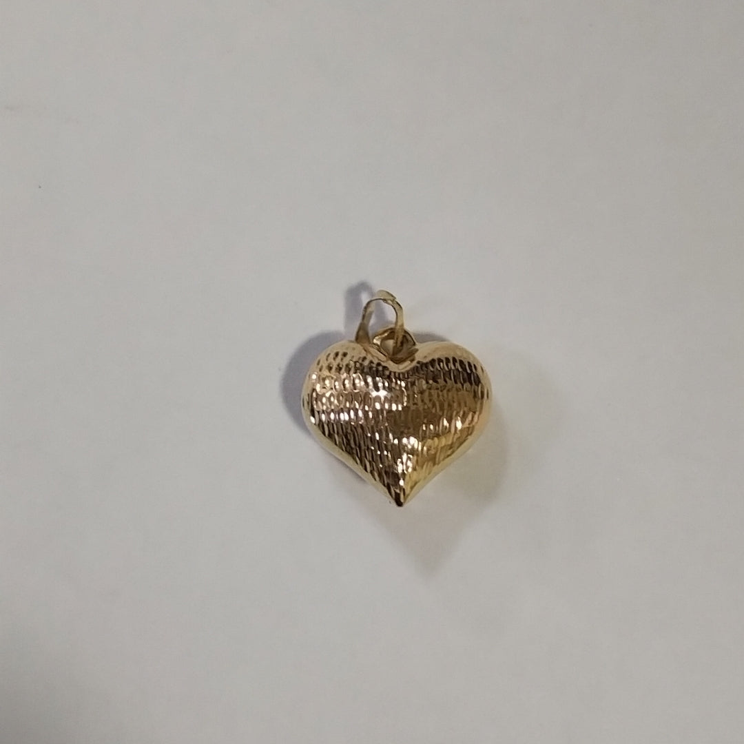 DIJE TEJIDO CORAZON LABRADO 14K 1.2 GR (NUEVO)