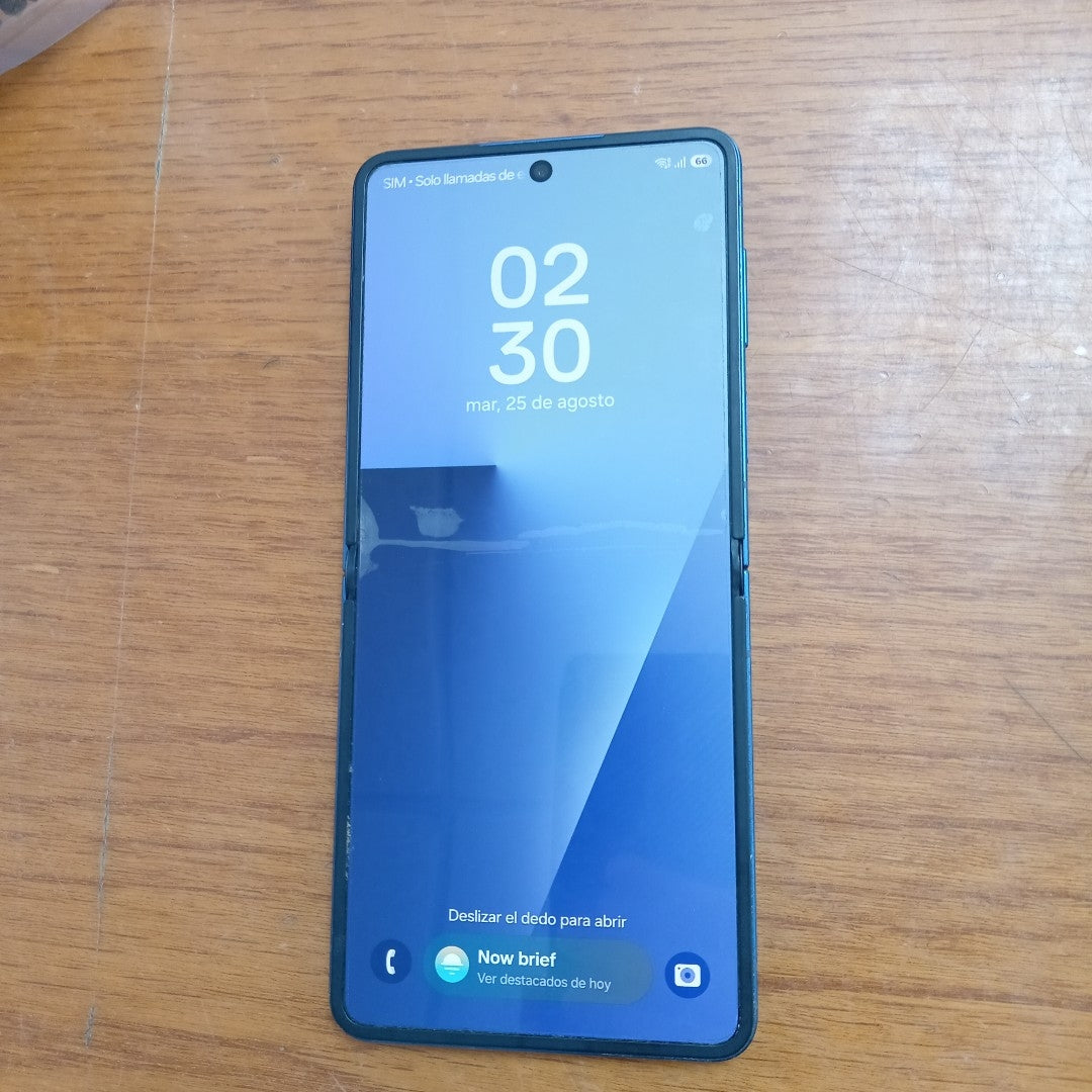 CELULAR SAMSUNG GALAXY Z FLIP 7 SM-F766B (2025) 512 GB 12 GB RAM (SEMINUEVO)