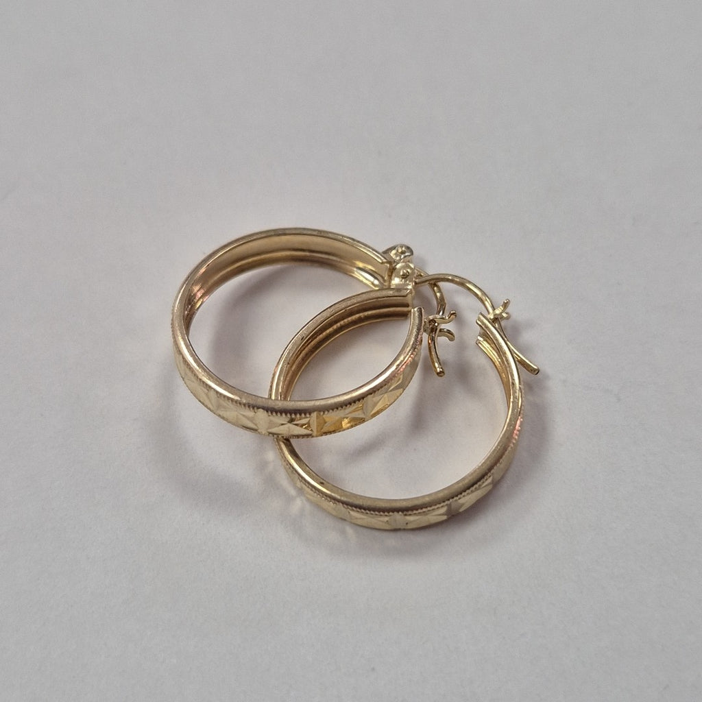 ARETES ARRACADAS LABRADAS 10K 2.4 GR (NUEVO)