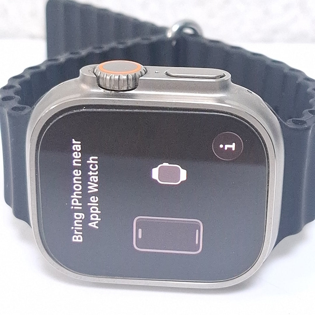 SMARTWATCH APPLE ULTRA TITANIO A2622 49 MM GPS + CELULAR (SEMINUEVO)