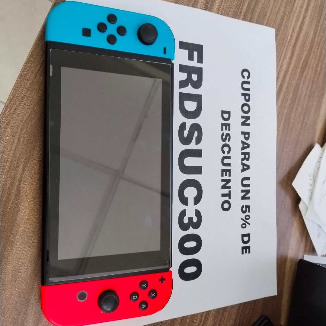 CONSOLA DE VIDEOJUEGO NINTENDO SWITCH OLED 64 GB (SEMINUEVO)