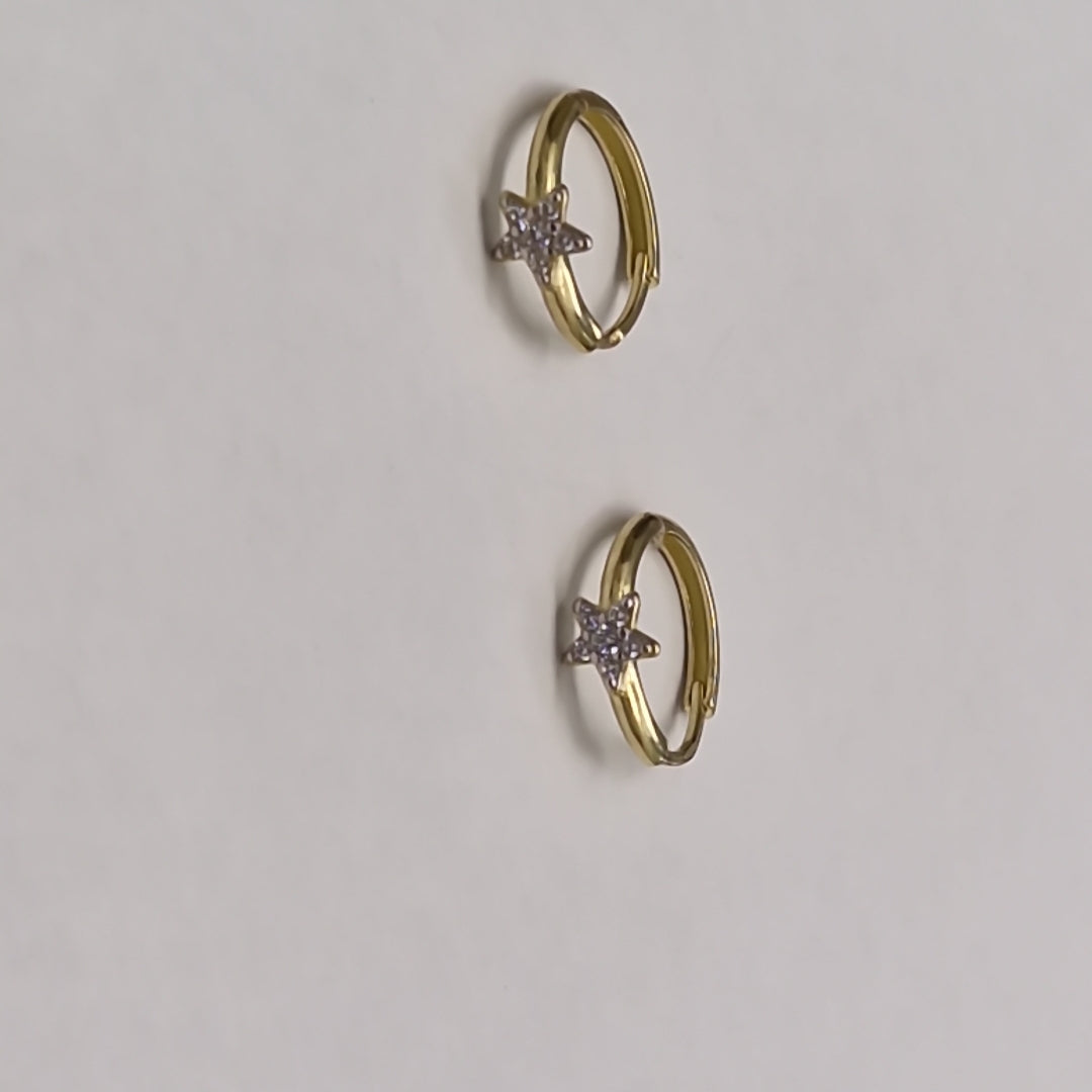 ARETES ARRACADAS FIG ESTRELLA CIRCONIAS 10K 1.6 GR (NUEVO)