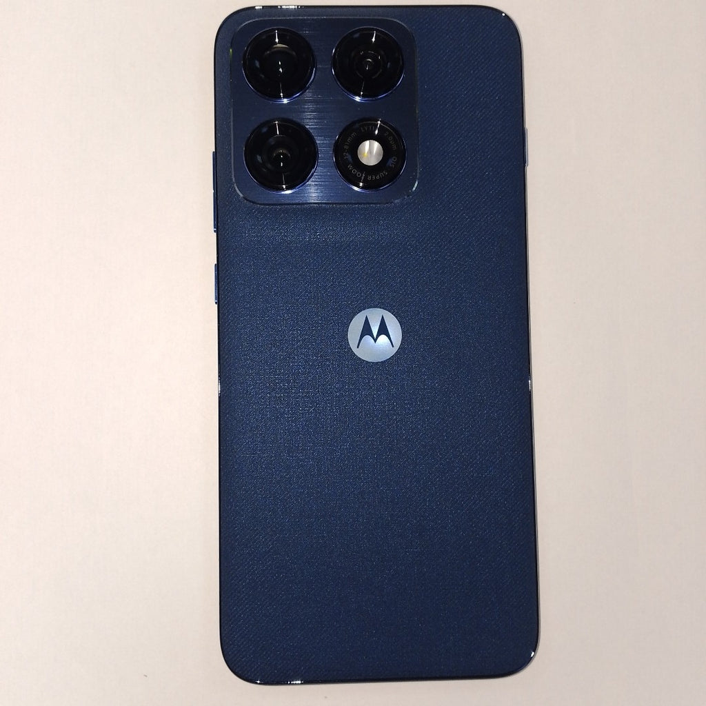CELULAR MOTOROLA EDGE 70 PRO XT2607-1  (2026) 512 GB 12 GB RAM (SEMINUEVO)