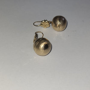ARETES PAR ORO 8 K 3,50 GRMS (SEMINUEVO)