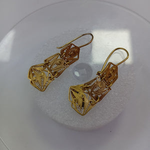 ARETES PAR ORO 8 K 3.5 GRMS (SEMINUEVO)