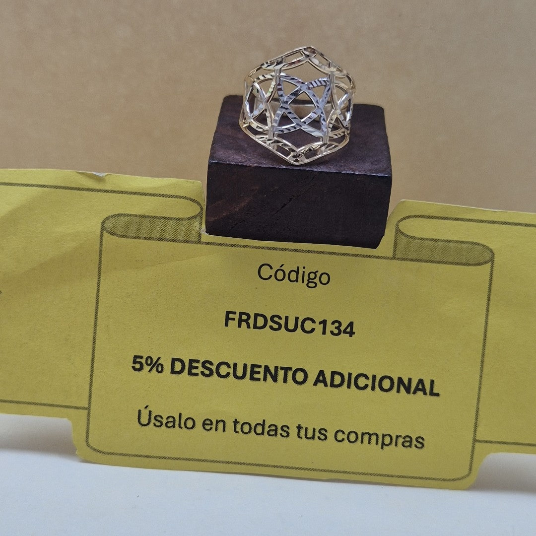 ANILLOS CON ESTRELLA CELTA 14K TALLA 6.5 2.2 GR (NUEVO)