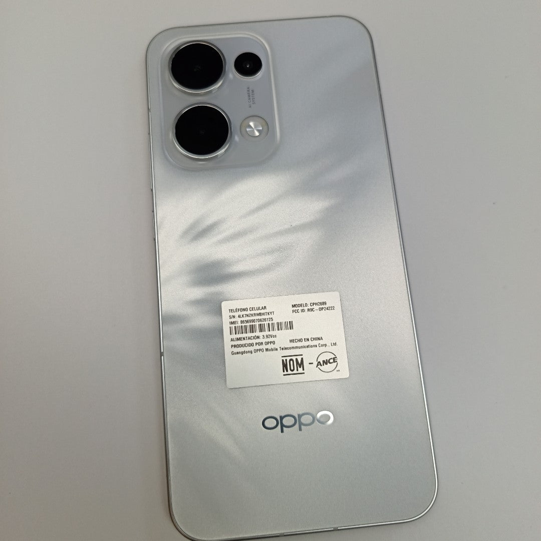 CELULAR OPPO RENO13 5G CPH2689 (2024) 512 GB 12 GB RAM (SEMINUEVO)