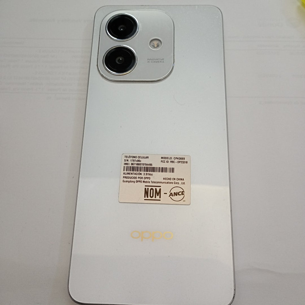 CELULAR OPPO A60 CPH3669 256 GB 8 GB RAM (SEMINUEVO)