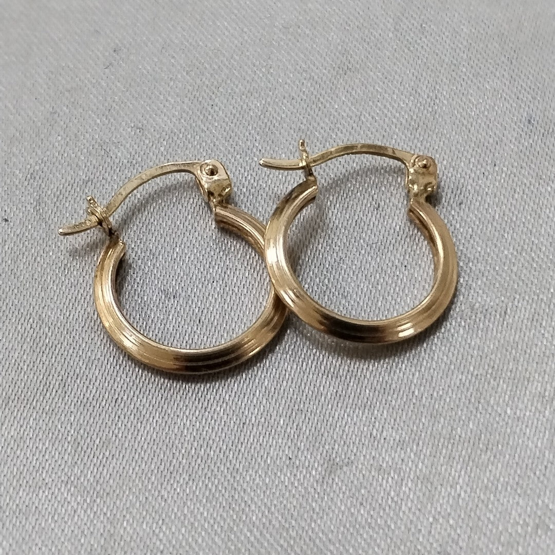 ARRACADAS PAR ORO 10 K 1,10 GRMS (SEMINUEVO)