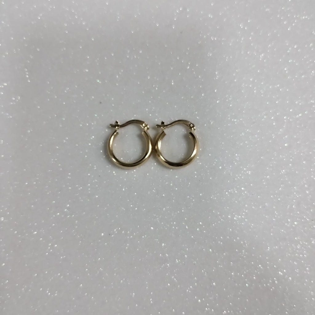 ARETES TEJIDO ARRACADAS LISAS 14K 2.2 GR (NUEVO)