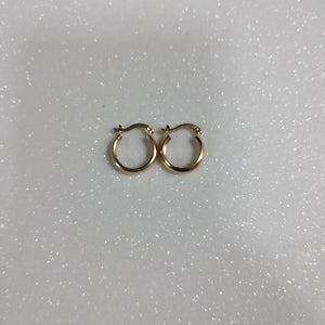 ARETES TEJIDO ARRACADAS LISAS 14K 2.2 GR (NUEVO)