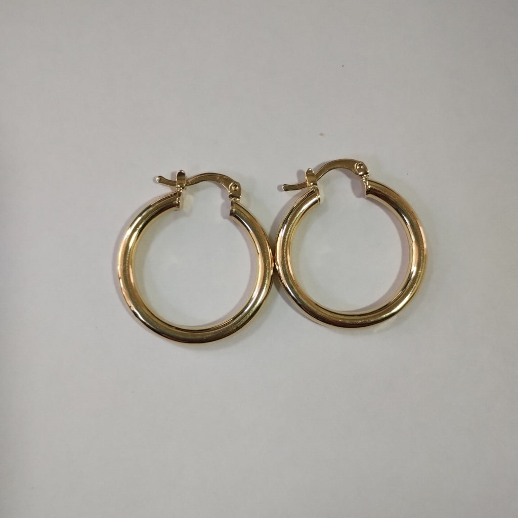 ARETES TEJIDO ARRACADAS LISAS HUECAS 14K 2.1 GR (NUEVO)