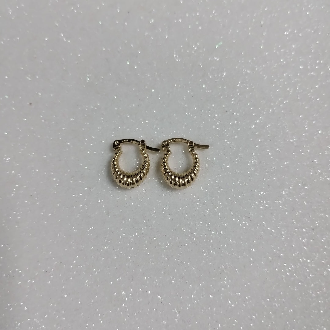 ARETES ARRACADA ESTRIADAS 14K 1.2 GR (NUEVO)
