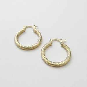 ARETES TEJIDO ARRACADAS ASTRIADAS 14K 3 GR (NUEVO)