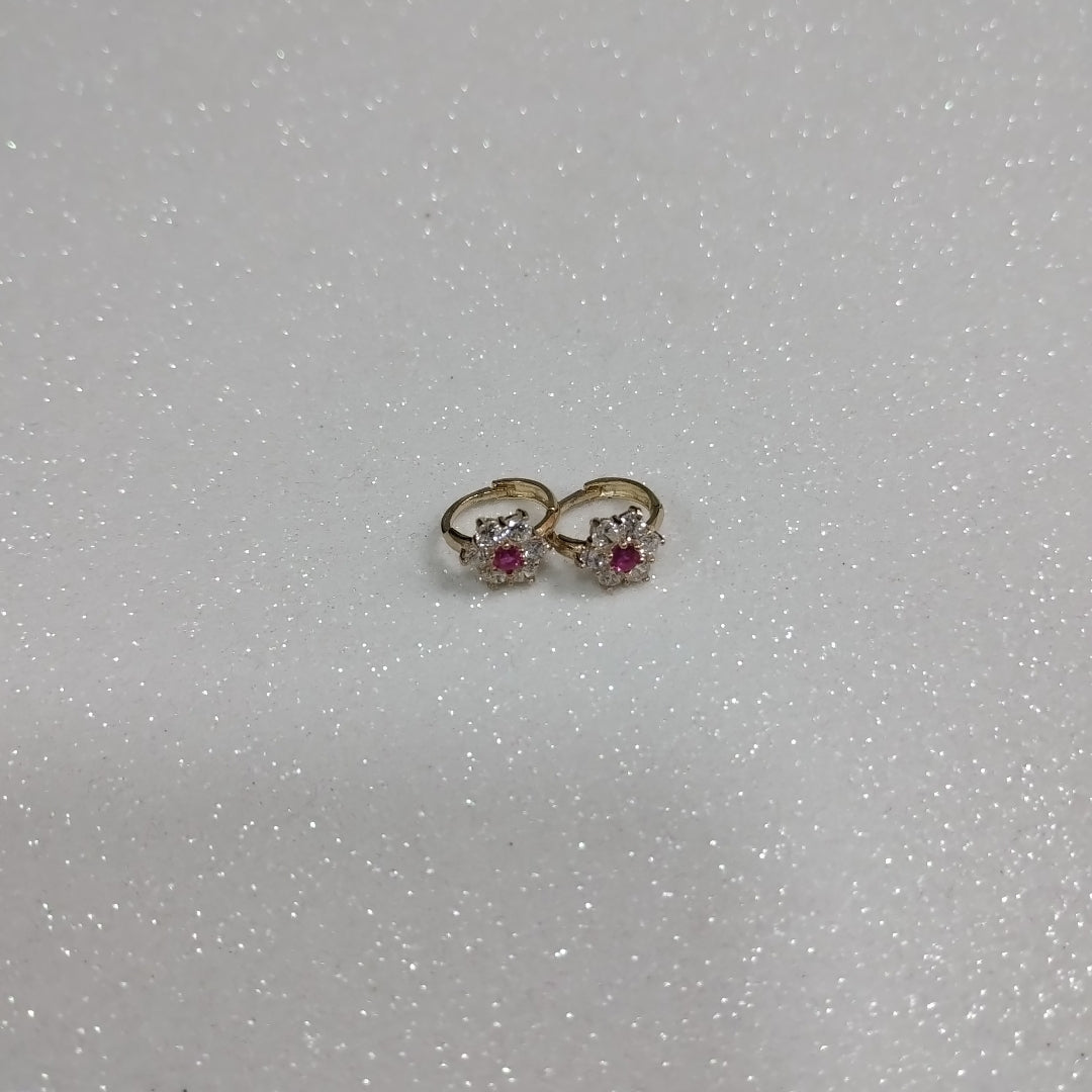 ARETES HUGGIES CON CIRCONIAS Y PIEDRA DE COLOR 14K 1.8 GR (NUEVO)