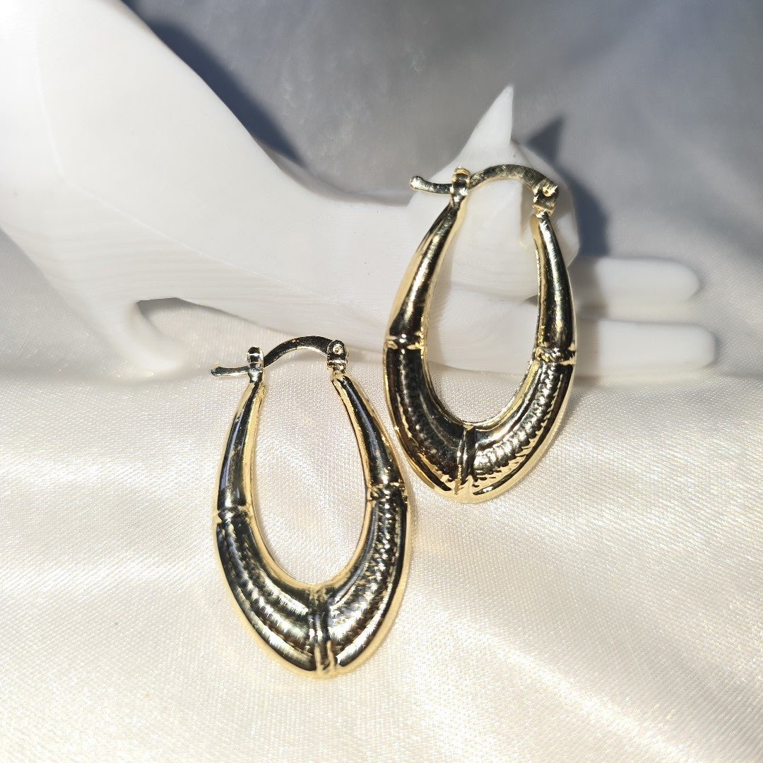 ARETES ARRACADAS ESTRIADAS 14K 2.5 GR (NUEVO)