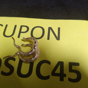 ARETES ARRACADAS HUECAS 14K 1.7 GR (NUEVO)