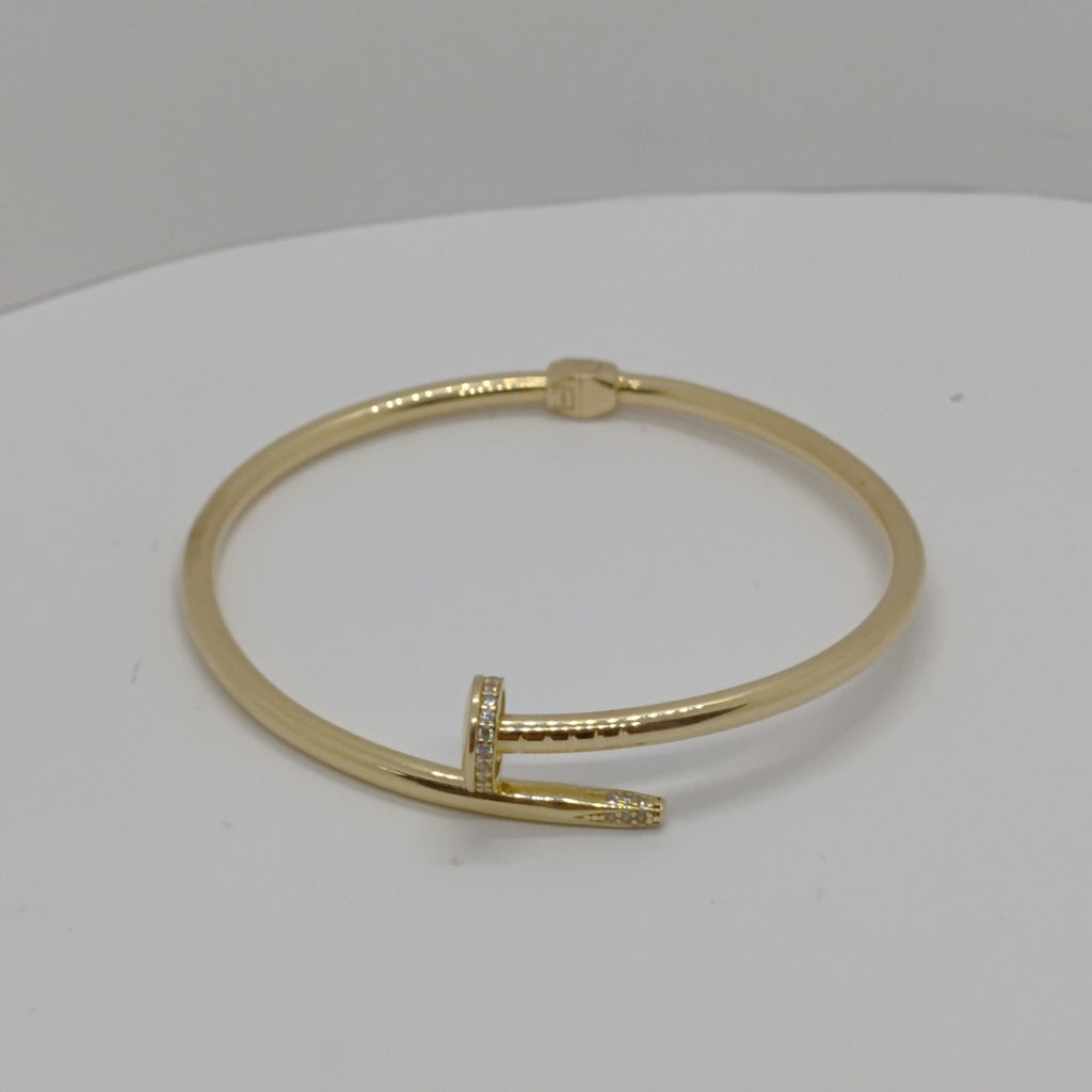 PULSERA RIGIDA ORO 14 K 6.4 GRMS (SEMINUEVO)