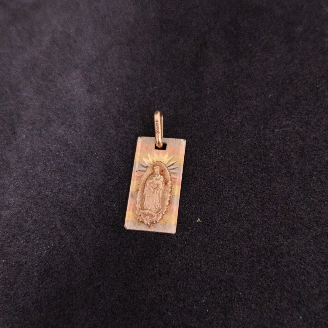 DIJE ORO 14 K 1.8 GRMS (SEMINUEVO)