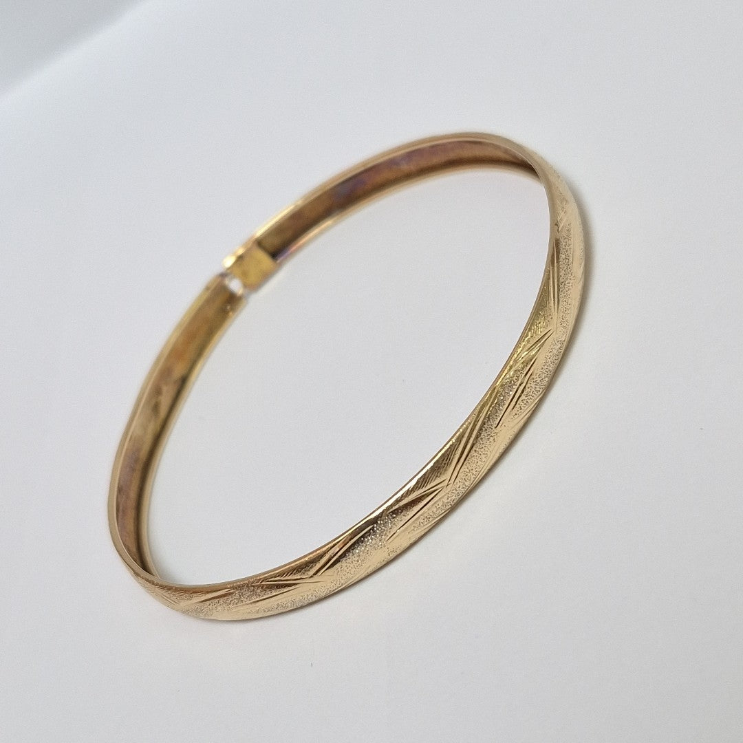 PULSERA RIGIDA ORO 14 K 4.9 GRMS (SEMINUEVO)
