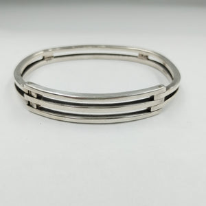 PULSERA RIGIDA PLATA 27.3 GRMS (SEMINUEVO)