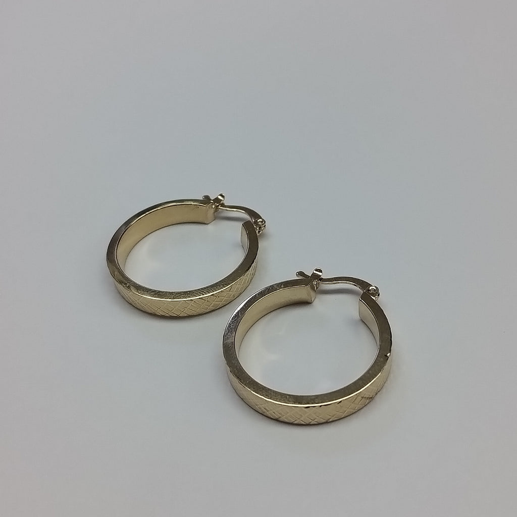 ARETES TEJIDO ARRACADAS FACETADAS 14K 3 GR (NUEVO)