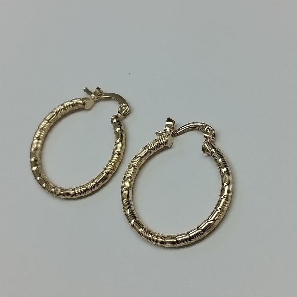 ARETES ARRACADAS LABRADAS 14K 3.3 GR (NUEVO)