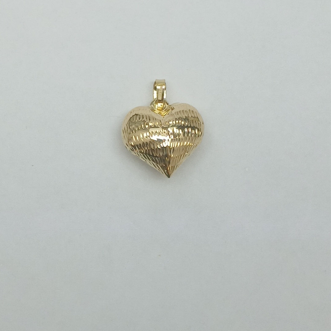 DIJE TEJIDO CORAZON LABRADO 14K 1.2 GR (NUEVO)
