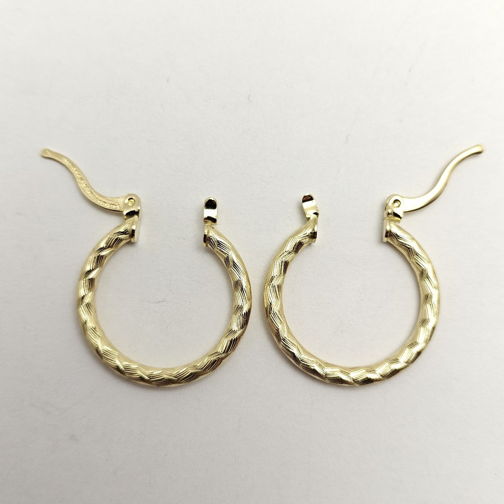 ARETES ARRACADAS LABRADAS 14K 2.1 GR (NUEVO)