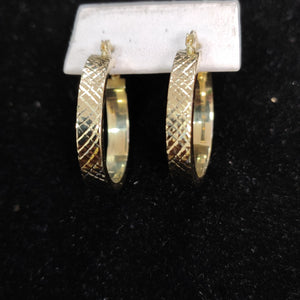 ARETES TEJIDO ARRACADAS FACETADAS 14K 2.9 GR (NUEVO)