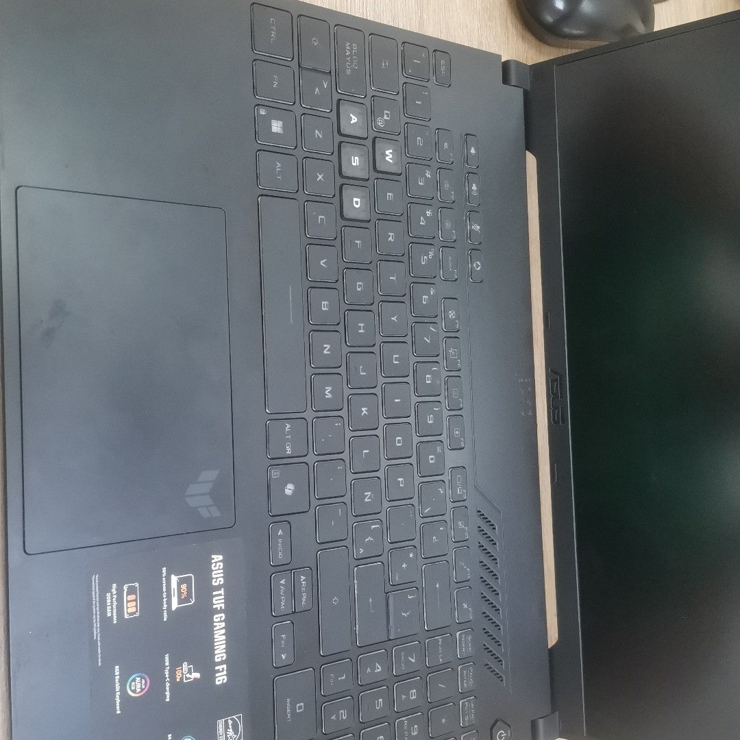 LAPTOP ASUS TUF GAMING F16 FX607VJ-RL023W (2025) 1 TB SSD 16 GB RAM (SEMINUEVO)