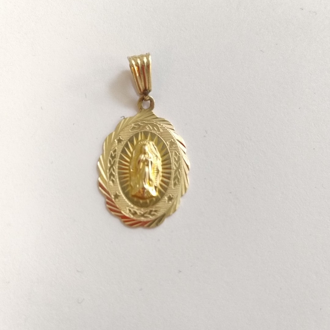 MEDALLA RELIGIOSA ORO 10 K 3.1 GRMS (SEMINUEVO)