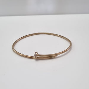 PULSERA RIGIDA ORO 10 K 2.6 GRMS (SEMINUEVO)