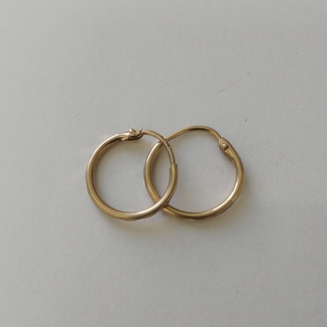 ARRACADAS PAR ORO 10 K 0.7 GRMS (SEMINUEVO)
